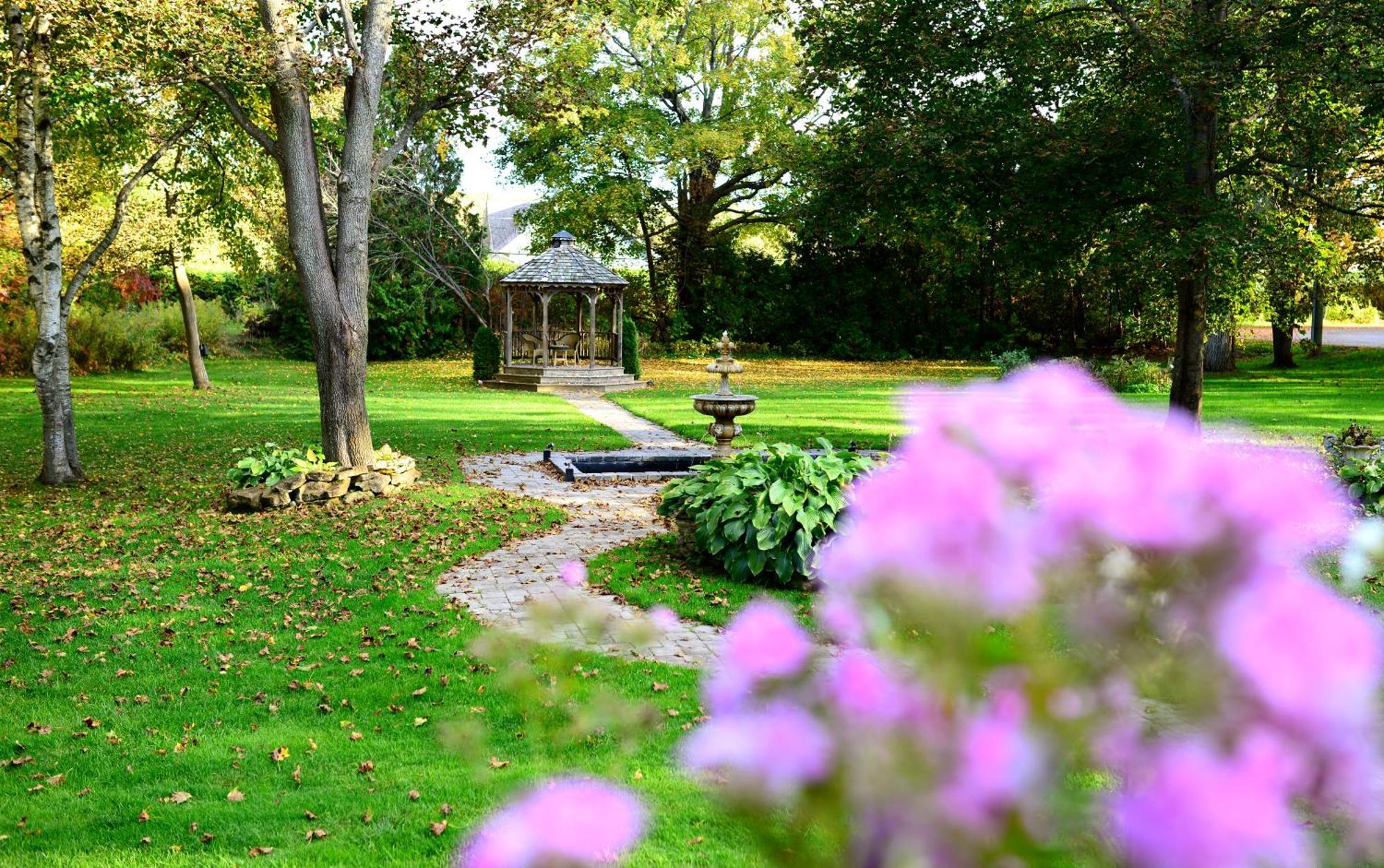 Millcroft & 4* Village Of Alton
