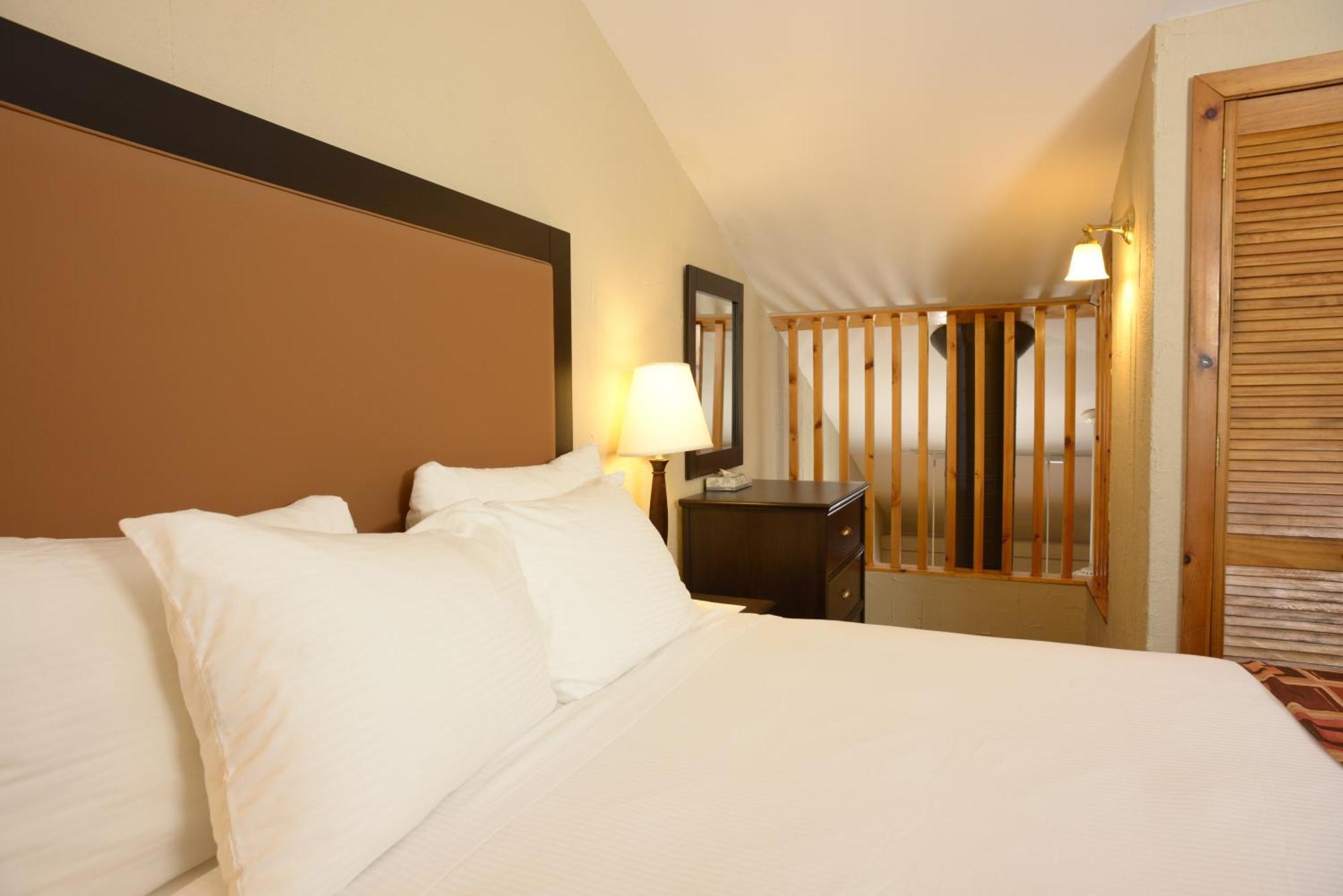 Millcroft & Hotel