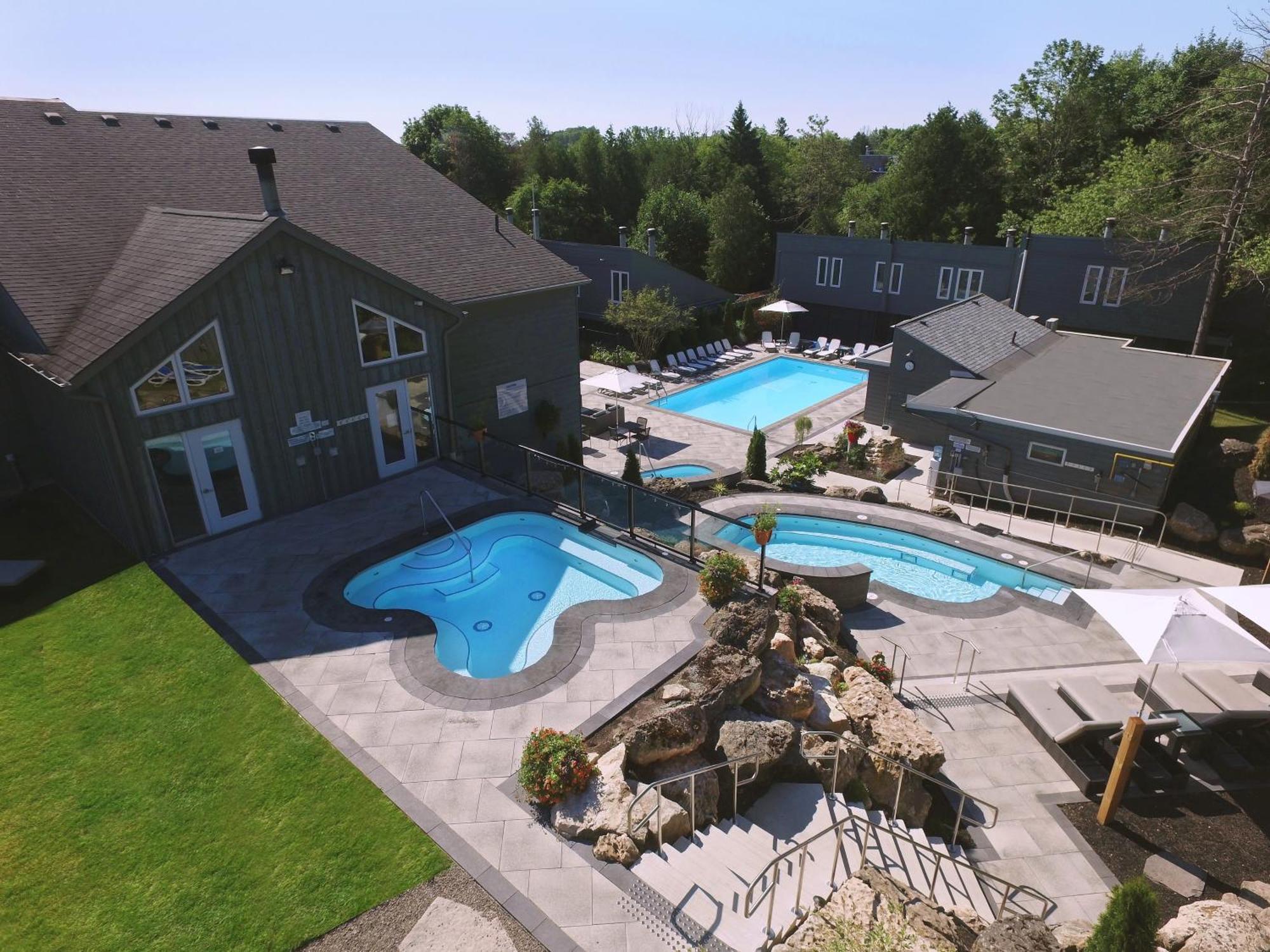 Millcroft & Hotel Village Of Alton