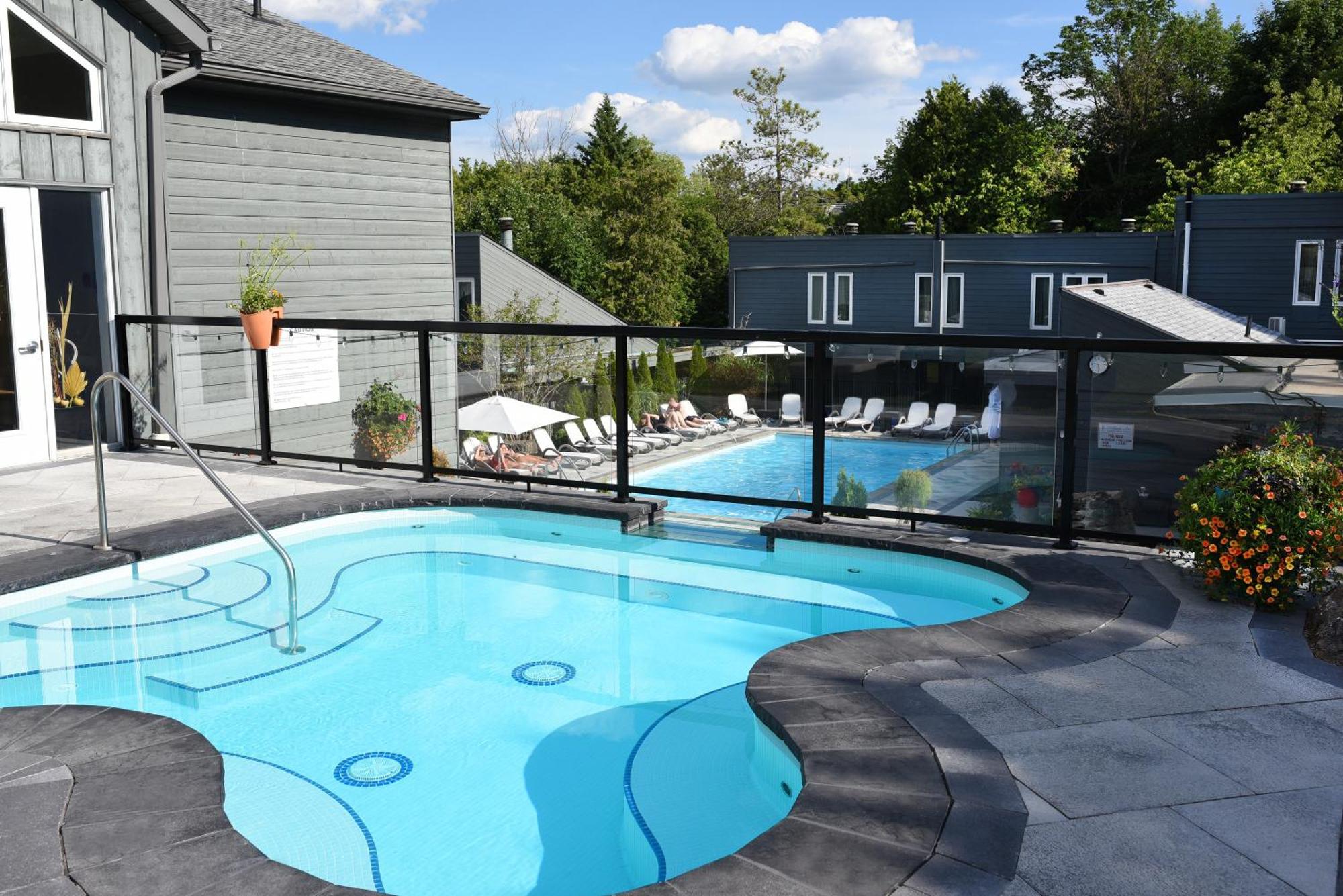 Hotel Millcroft & 4*