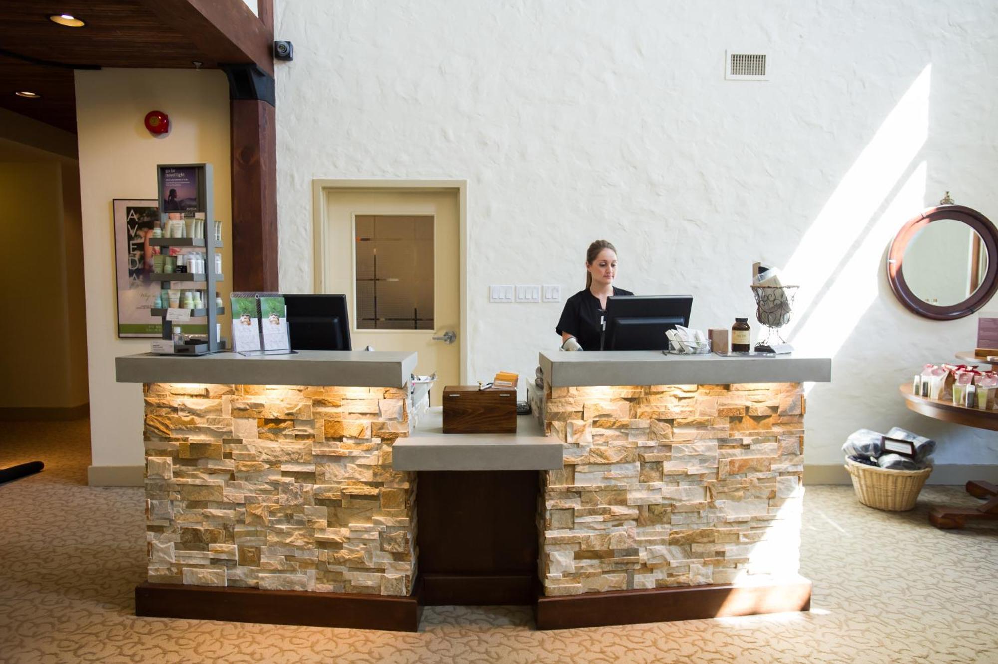 Hotel Millcroft & 4*